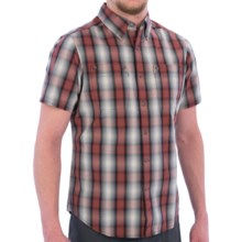 76%OFF メンズカジュアルシャツ NAU学士格子縞のシャツ - オーガニックコットン、半袖（男性用） NAU Bachelor Plaid Shirt - Organic Cotton Short Sleeve (For Men)画像